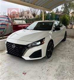 نيسان ألتيما